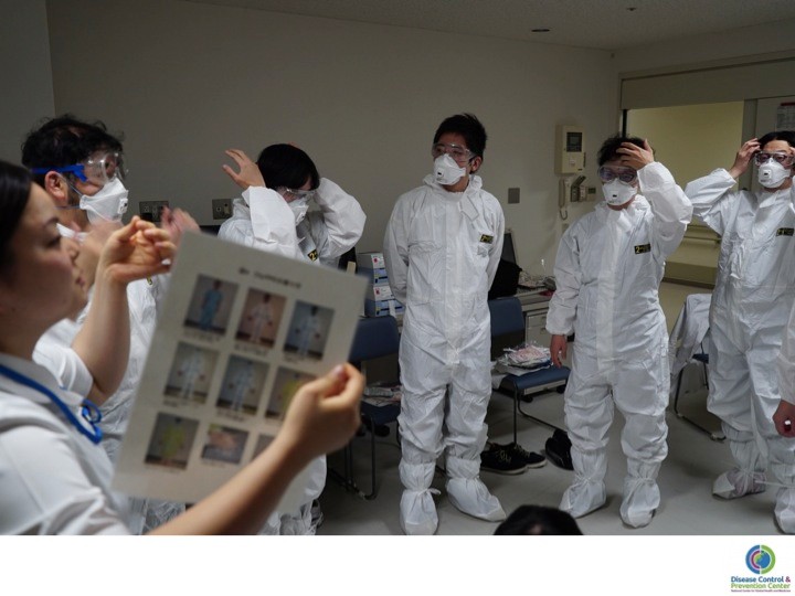 PPEの付け方、脱ぎ方 【訓練風景写真】(4)の画像