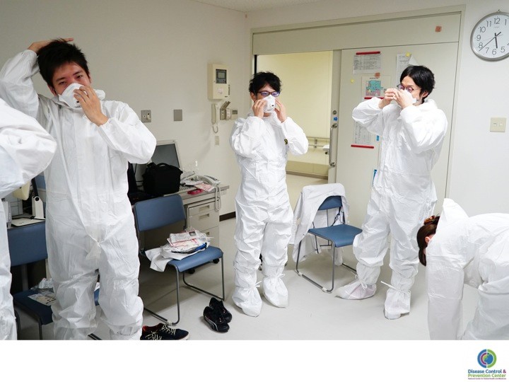 PPEの付け方、脱ぎ方 【訓練風景写真】(5)の画像